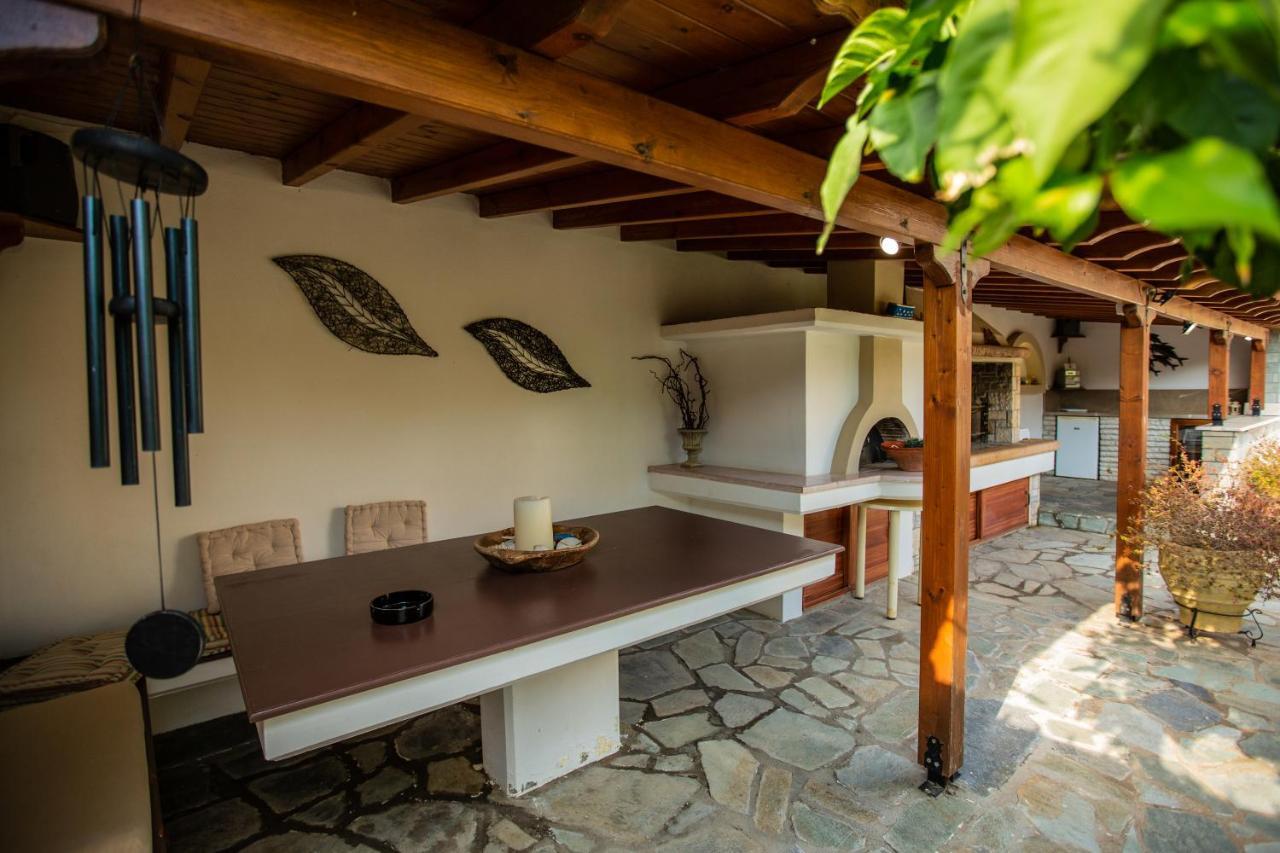 Amaryllis Holiday Home Agios Spyridon  ภายนอก รูปภาพ